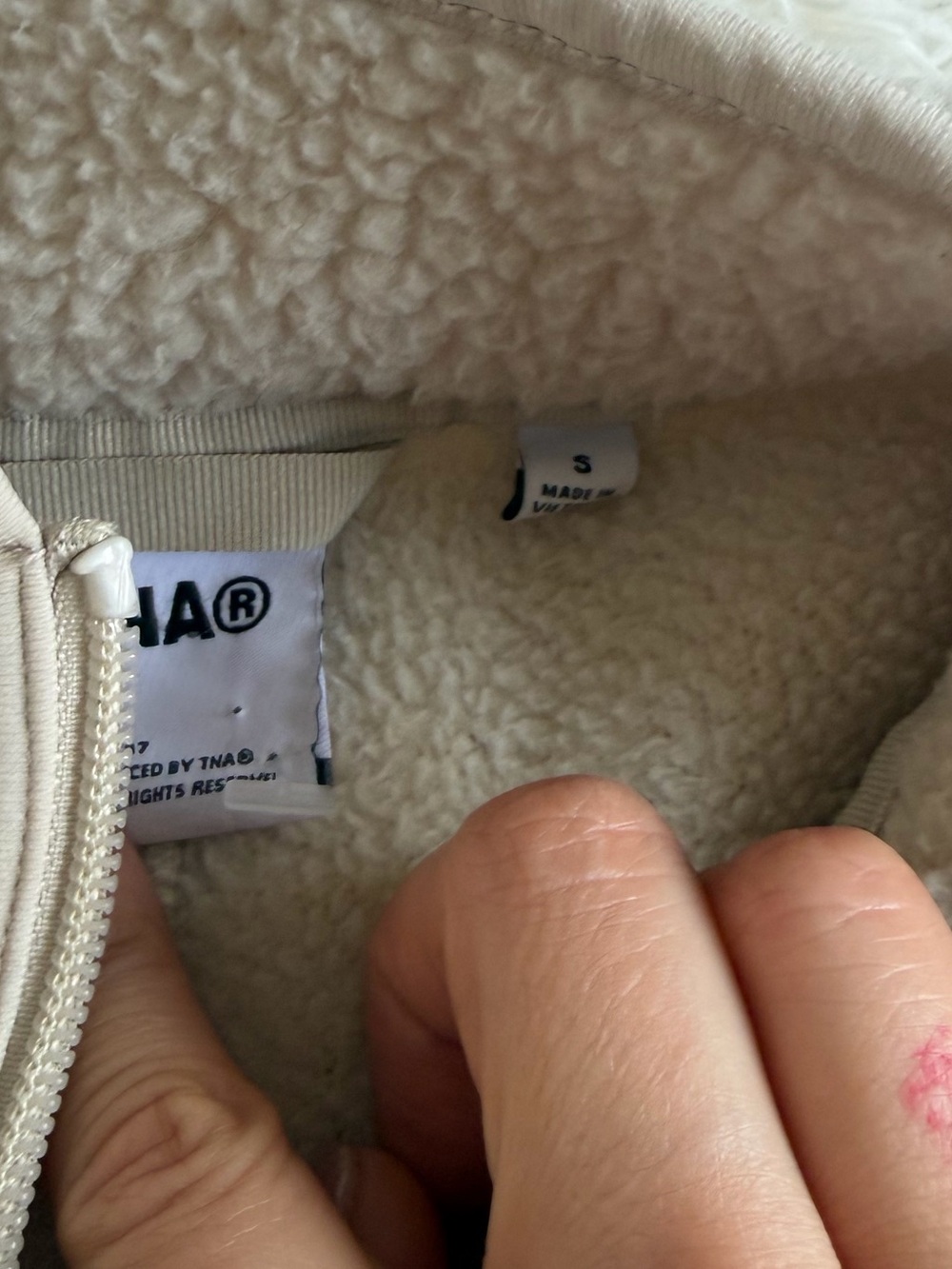 Aritzia Tna Polartec® Thermal Pro™ 1/2 Zip Hi-Hip Sweater - Picture 7 of 11